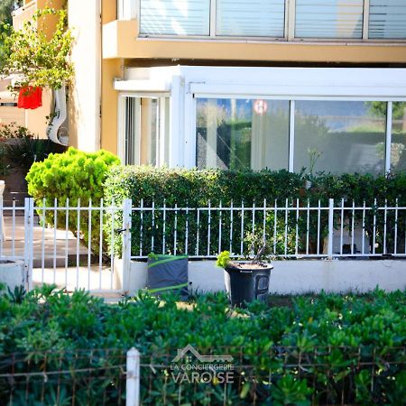 Les Muratiers T2 - Bord De Mer - Terrasse - Clim Hyeres Exterior photo